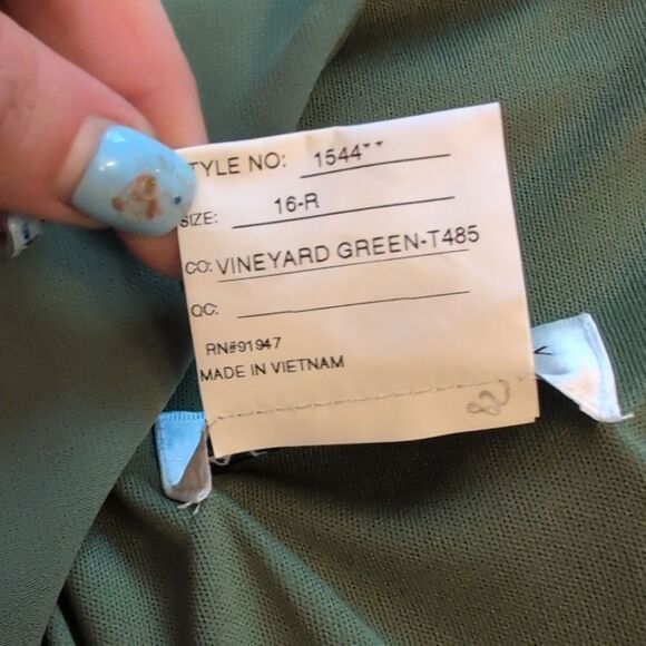 NWT After Six Skinny One-Shoulder Trumpet Gown Front Slit Vineyard Green Size 16 - Picture 12 of 15